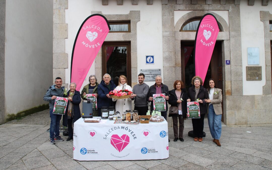 70 persoas exporán as súas camelias en Salceda